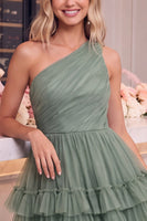 Laden Sie das Bild in den Galerie-Viewer, Ein Schulter Gelb Tüll A-Linie Kurzes Abendkleid mit Rüschen