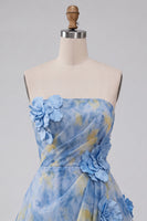 Laden Sie das Bild in den Galerie-Viewer, Graublaues Trägerloses A-Linie Kurzes Abendkleid mit 3D-Blumen