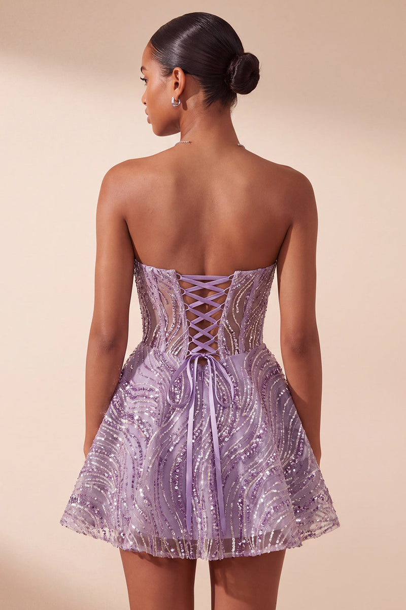 Laden Sie das Bild in den Galerie-Viewer, Flieder A-Linie Transparentes Korsett Trägerloses Kurzes Abendkleid mit Pailletten