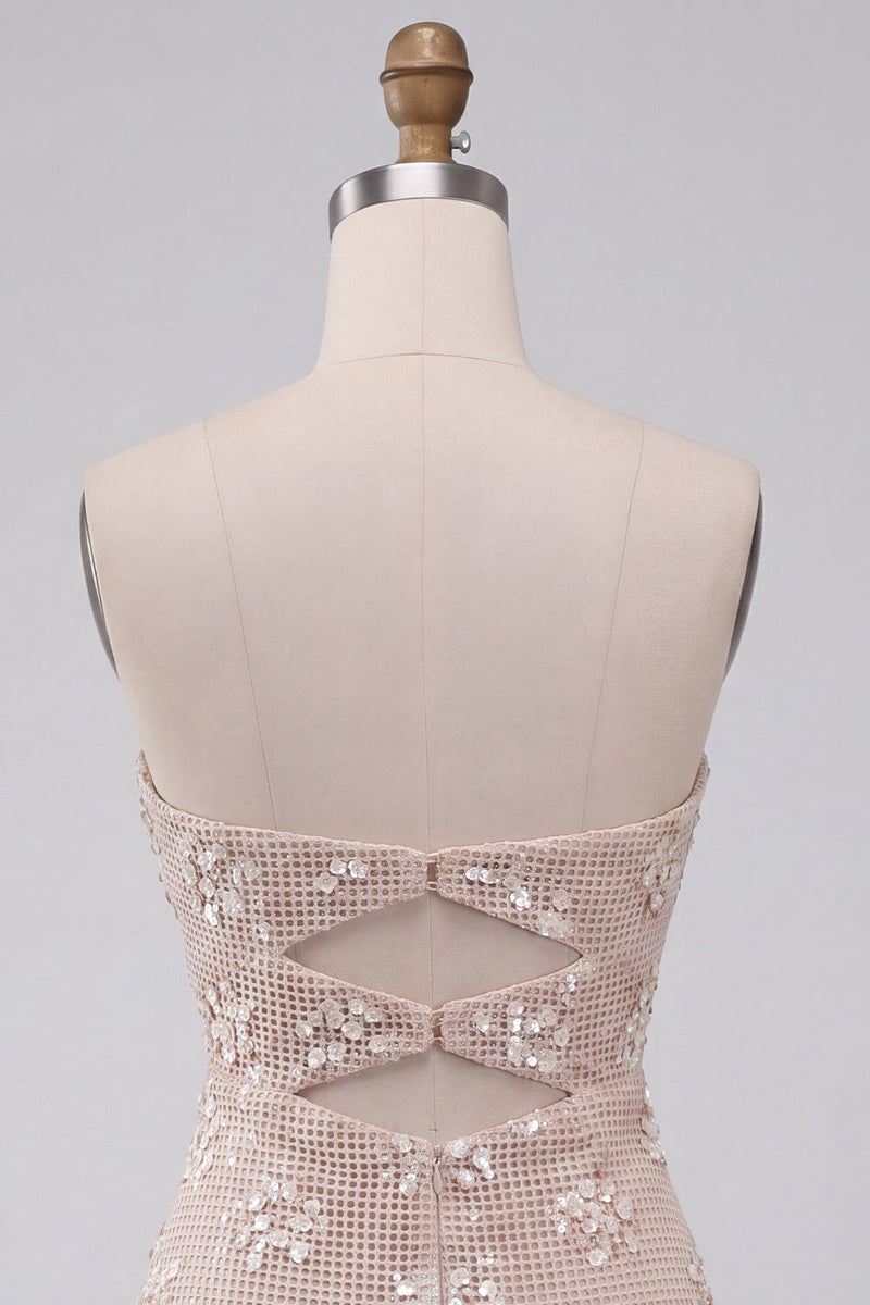 Laden Sie das Bild in den Galerie-Viewer, Elfenbeinfarbenes Bodycon-Cut-out, trägerloses kurzes Homecoming-Kleid mit Pailletten