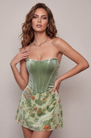 Laden Sie das Bild in den Galerie-Viewer, Staubiges Salbei Korsett Samt Trägerloses Blumiges Kurzes Abendkleid