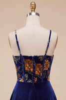 Laden Sie das Bild in den Galerie-Viewer, Marineblaues A-Linie Samt Korsett Blumenmuster Kurzes Abendkleid