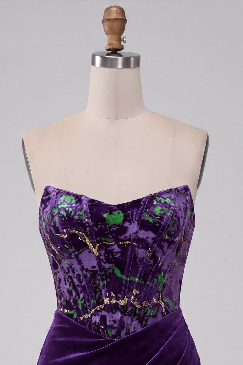 Laden Sie das Bild in den Galerie-Viewer, Pflaumen Korsett Trägerloser Samt Bodycon Gerafftes Kurzes Abendkleid