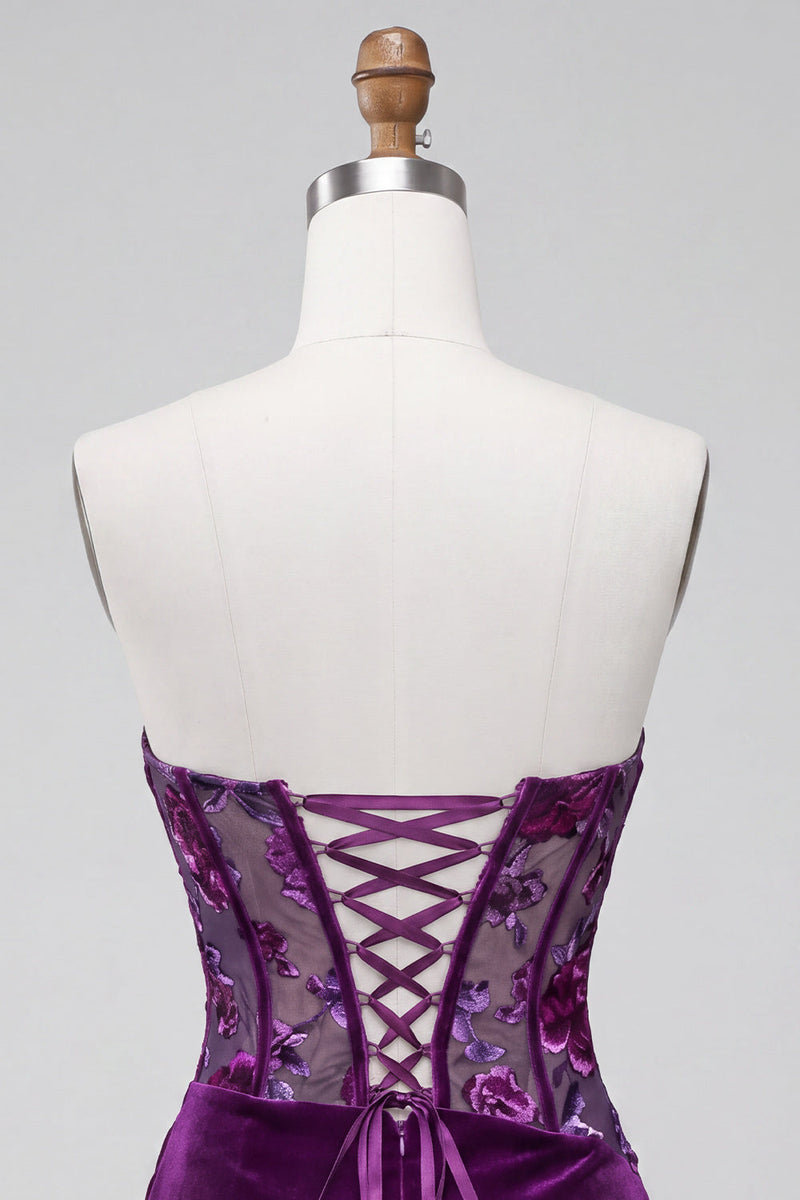 Laden Sie das Bild in den Galerie-Viewer, Lila Samt Korsett Bodycon Trägerloses Gerafftes Blumiges Kurzes Abendkleid