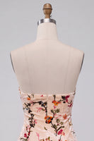 Laden Sie das Bild in den Galerie-Viewer, Champagner Floral Bodycon Samt Trägerloses Bedrucktes Kurzes Abendkleid mit Schlüsselloch