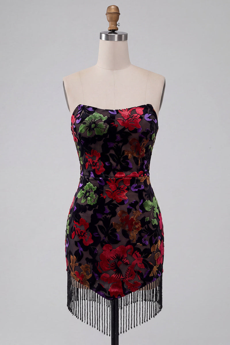 Laden Sie das Bild in den Galerie-Viewer, Schwarzes Bodycon Trägerloses Kurzes Abendkleid mit Blumenmuster und Fransen