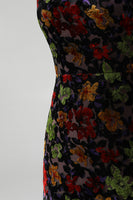 Laden Sie das Bild in den Galerie-Viewer, Schwarzes Bodycon Trägerloses Kurzes Abendkleid mit Blumenmuster und Fransen