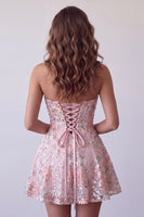 Laden Sie das Bild in den Galerie-Viewer, Blush Trägerlose A-Linie Pailletten Blumenstickerei Kurzes Abendkleid