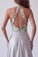 Laden Sie das Bild in den Galerie-Viewer, Graues, geblümtes Satin A-Line-Halter, langes Festkleid