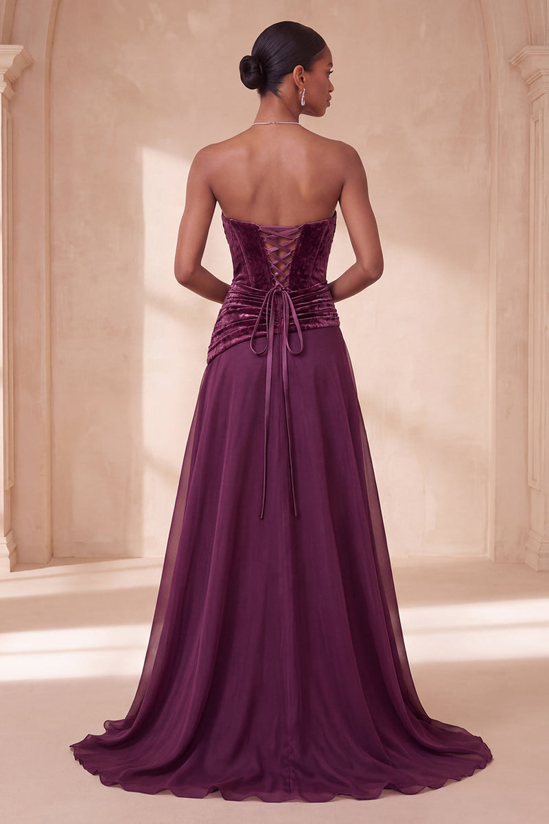 Laden Sie das Bild in den Galerie-Viewer, Vintage-Mauve-Korsett A-Linie trägerloses, gerafftes, langes Festkleid mit Schlüsselloch