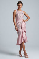 Laden Sie das Bild in den Galerie-Viewer, Hellrosa Hülle Rundhals Midi Mutter der Braut Kleid mit Pailletten