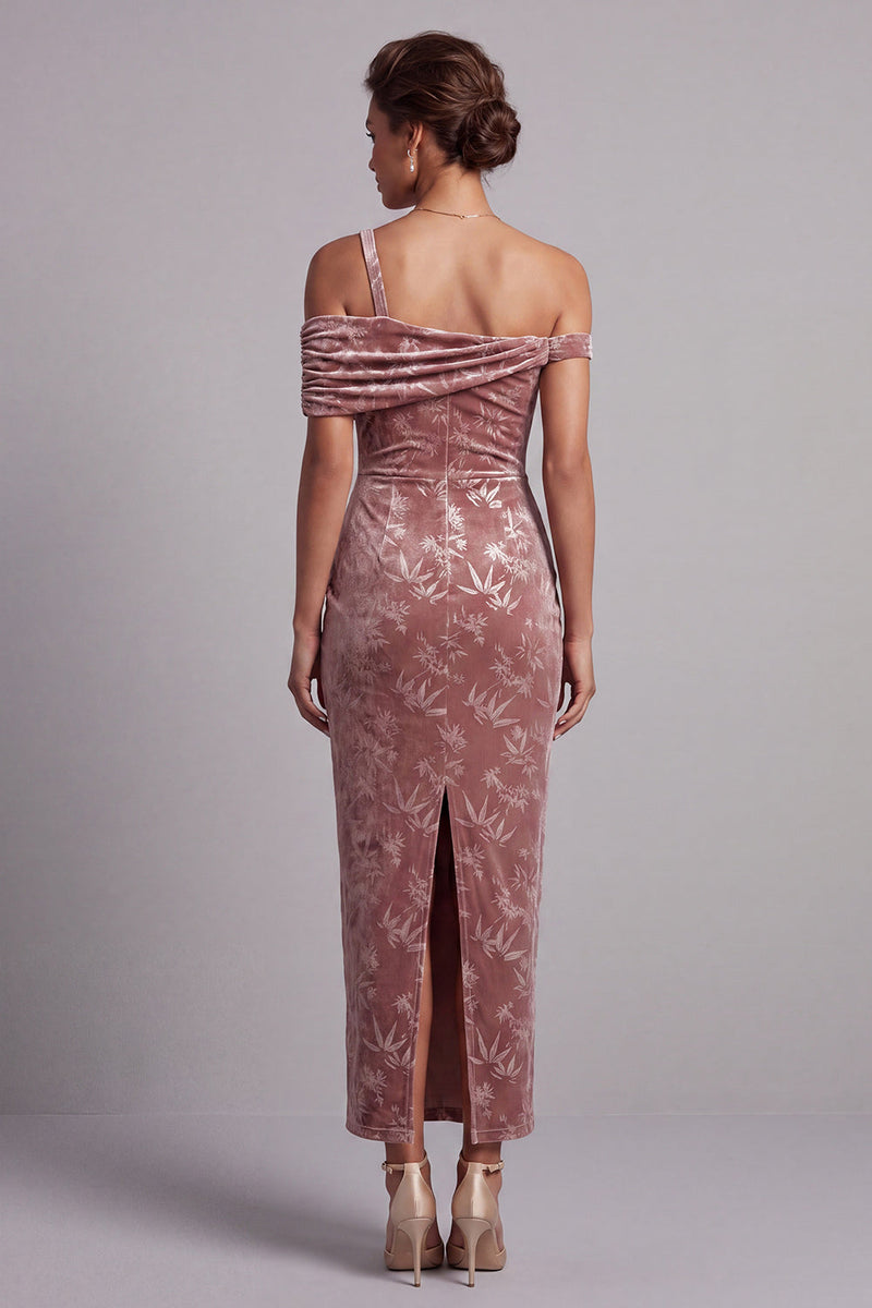 Laden Sie das Bild in den Galerie-Viewer, Desert Rose Samt Asymmetrisches Einschulteriges Gerafftes Shealth Mutter der Braut Kleid