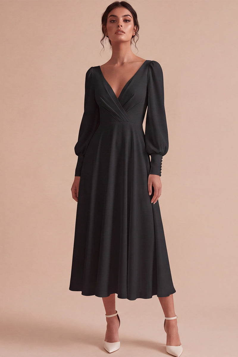 Laden Sie das Bild in den Galerie-Viewer, Weißes Gerafftes A-Linie Midi Standesamt Kleid mit langen Ärmeln