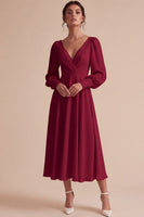 Laden Sie das Bild in den Galerie-Viewer, Weißes Gerafftes A-Linie Midi Standesamt Kleid mit langen Ärmeln