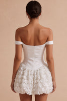 Laden Sie das Bild in den Galerie-Viewer, Off-the-shoulder A-Linie Korsett Standesamt Kleid mit floralen Applikationen