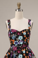 Laden Sie das Bild in den Galerie-Viewer, Schwarzes A-Line-Sweetheart-Blumen-Kurz-Homecoming-Kleid