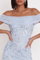 Laden Sie das Bild in den Galerie-Viewer, Himmelblaues, schulterfreies Pailletten-Rüschen-Tüll-Cocktailkleid