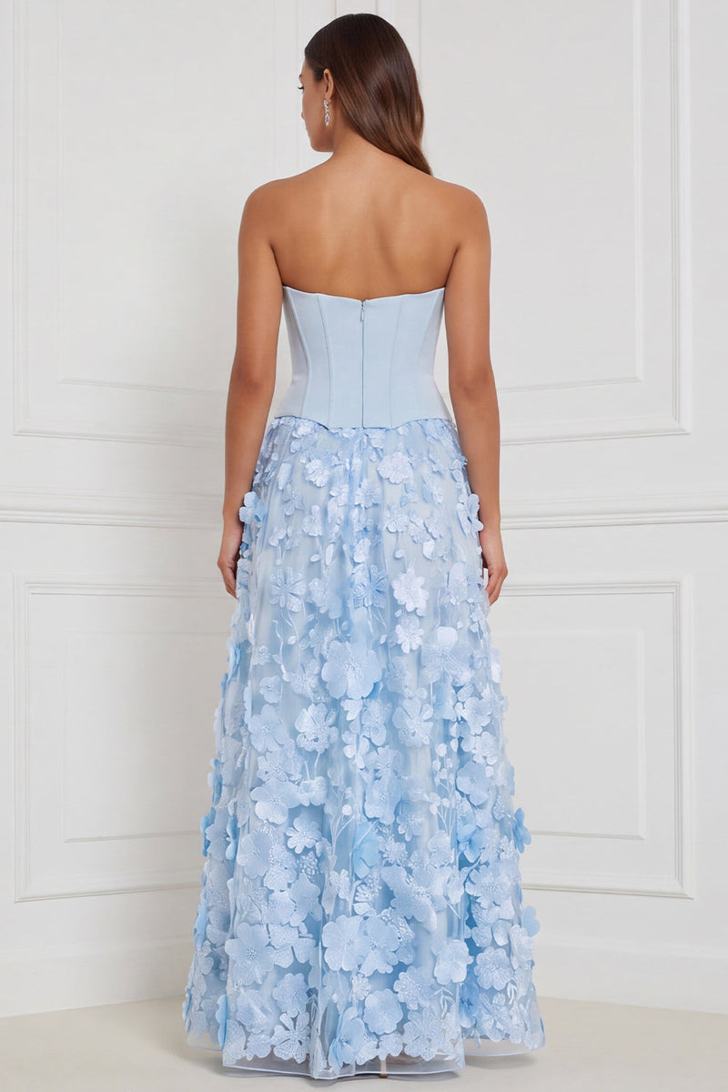 Laden Sie das Bild in den Galerie-Viewer, Hellblaues Korsett A-Linie Trägerloses Blumenapplikation Besetztes Langes Brautjungfernkleid mit 3D-Blume