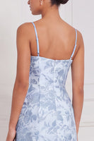 Laden Sie das Bild in den Galerie-Viewer, Hellblaues A-Linien-Sweetheart Floral-Langbrautjungfernkleid mit Schlitz