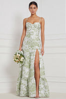 Laden Sie das Bild in den Galerie-Viewer, Hellblaues A-Linien-Sweetheart Floral-Langbrautjungfernkleid mit Schlitz