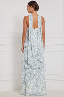 Laden Sie das Bild in den Galerie-Viewer, Blau-weißes, blühendes A-Linien gestuftes, rüschendes langes Brautjungferkleid mit Halsschal