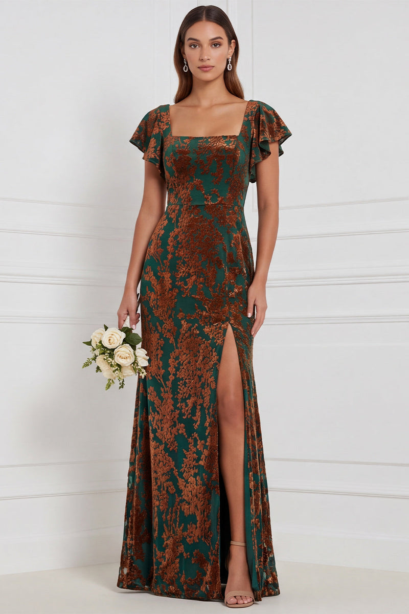 Laden Sie das Bild in den Galerie-Viewer, Braune Burnout Velvet Sheath Quadrathals Flatter-Ärmel Langes Brautjungfernkleid mit Seitenschlitz