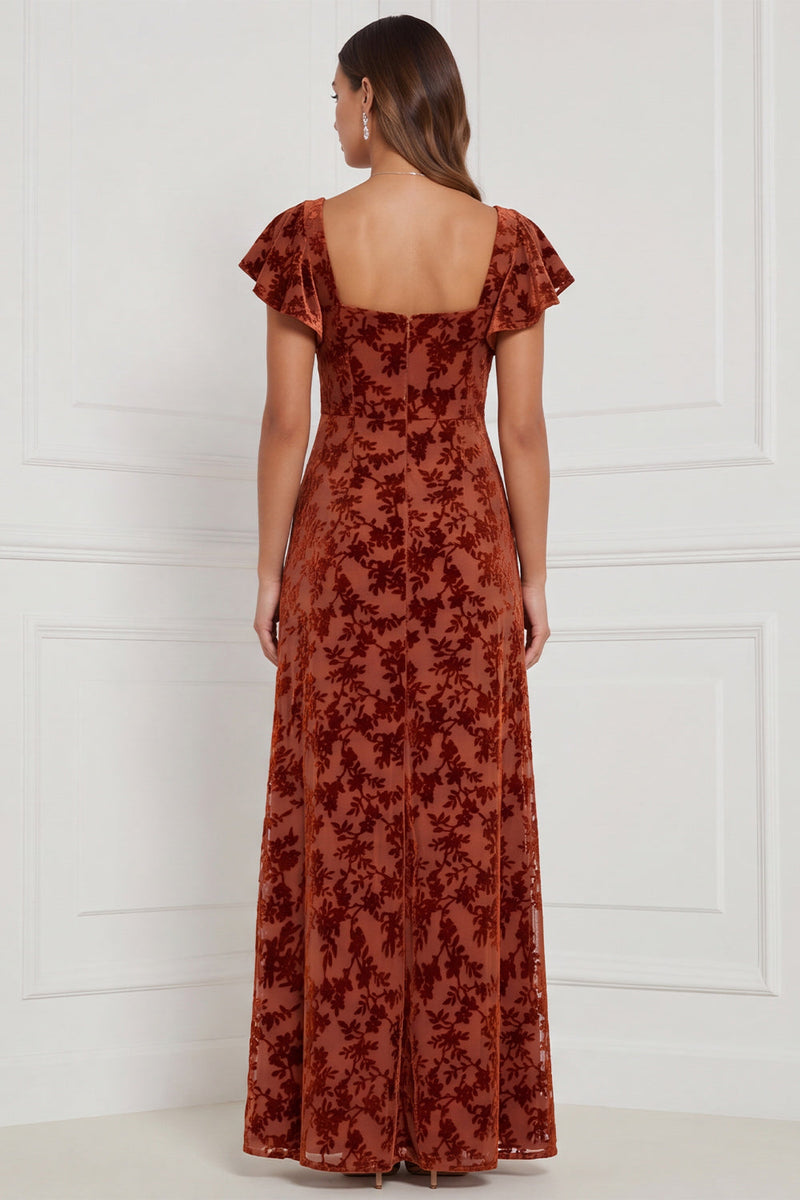Laden Sie das Bild in den Galerie-Viewer, Braune Burnout Velvet Sheath Quadrathals Flatter-Ärmel Langes Brautjungfernkleid mit Seitenschlitz
