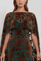 Laden Sie das Bild in den Galerie-Viewer, Schwarzes Burnout Velvet Sheath V-Ausschnitt Langes Brautjungfernkleid mit Umhang