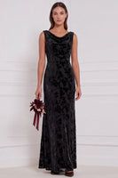 Laden Sie das Bild in den Galerie-Viewer, Olive Sheath Cowl Neck, Burnout Samt, langes Brautjungfernkleid