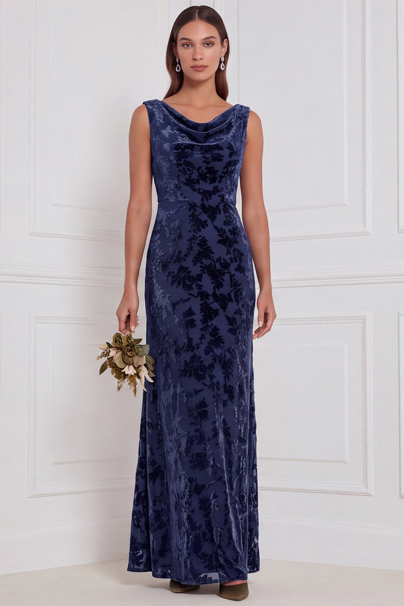 Laden Sie das Bild in den Galerie-Viewer, Olive Sheath Cowl Neck, Burnout Samt, langes Brautjungfernkleid