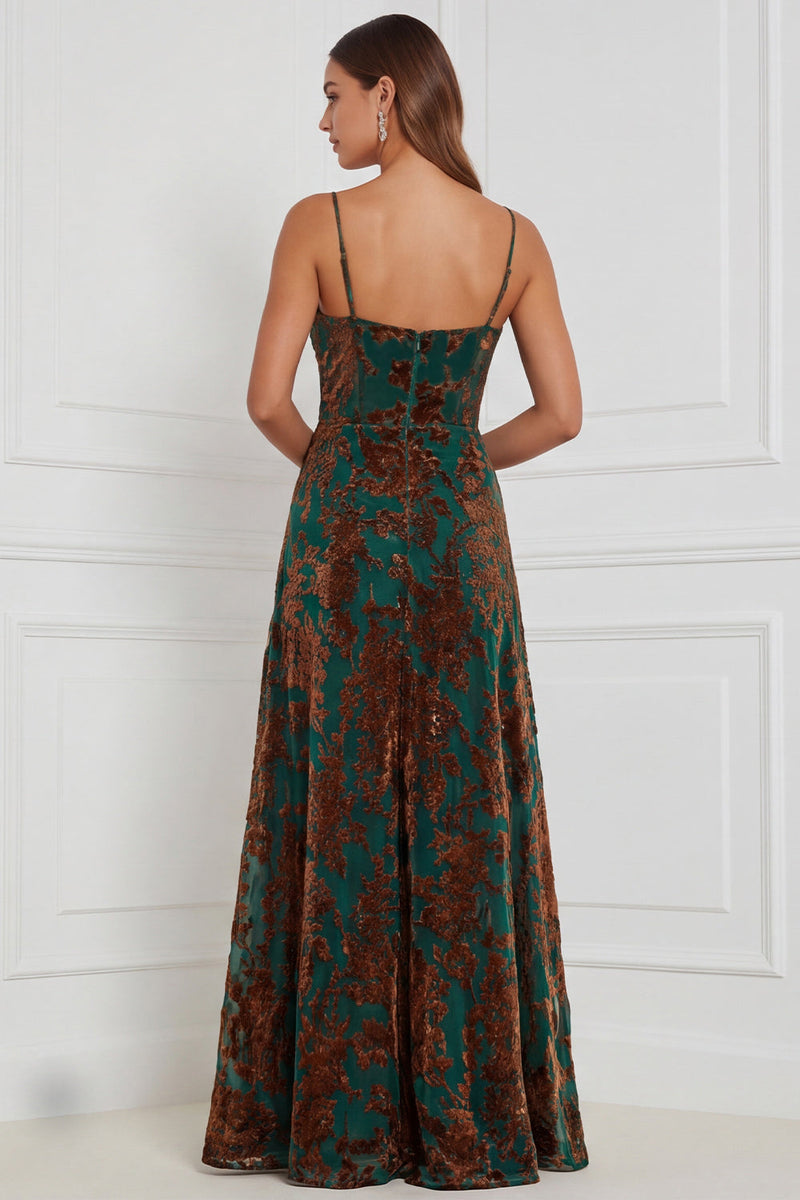 Laden Sie das Bild in den Galerie-Viewer, Braunes Burnout-Samt-A-Line-Cowl-Neck-Langbrautjungfernkleid