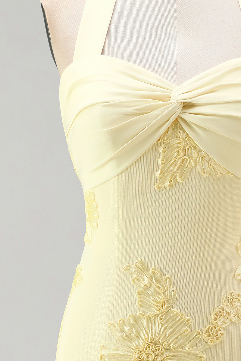 Laden Sie das Bild in den Galerie-Viewer, Narzissen Enges Gerafftes Kurzes Abendkleid mit Blumenstickerei