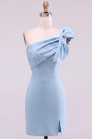 Laden Sie das Bild in den Galerie-Viewer, Gelbes Bodycon-Einschulter-Perlenbesetztes kurzes Homecoming-Kleid mit Schleifendetail