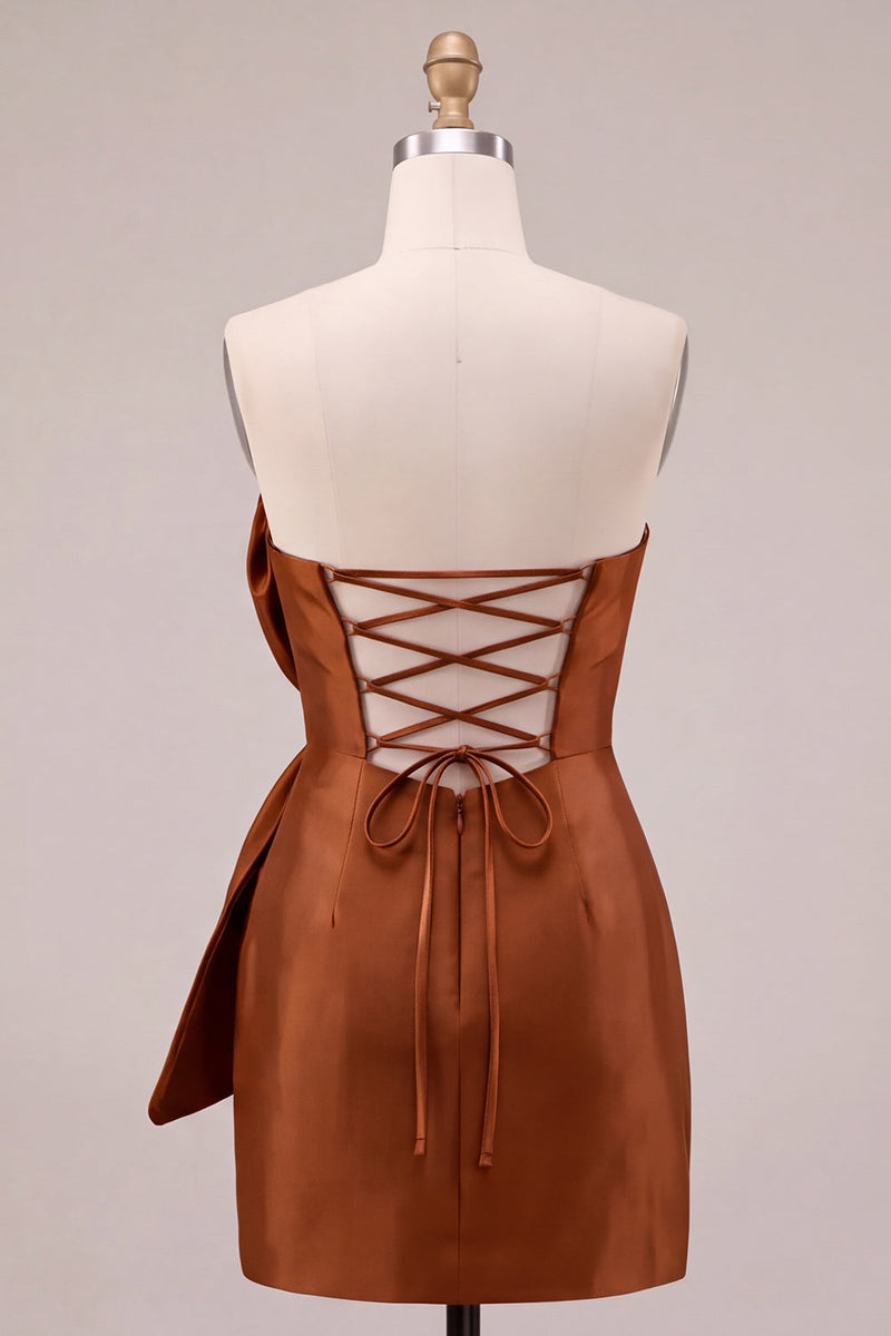 Laden Sie das Bild in den Galerie-Viewer, Königsblaues Bodycon trägerloses kurzes Homecoming-Kleid mit übergroßer Schleife vorne