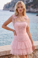 Laden Sie das Bild in den Galerie-Viewer, Kurzes Homecoming-Kleid mit Perlenmuster in Perlen-Tull in Perlen und Rüschen