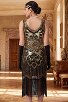 Laden Sie das Bild in den Galerie-Viewer, Glitzerndes schwarzes goldenes Pailletten-Bodycon-Scoop-Neck-Flapperkleid aus den 1920er Jahren mit Fransen