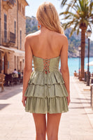 Laden Sie das Bild in den Galerie-Viewer, Graugrünes A-Linie Ausgeschnittenes Trägerloses Rüschen Kurzes Abendkleid