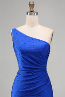 Laden Sie das Bild in den Galerie-Viewer, Königsblaues Einschulter Bodycon Kurzes Abendkleid mit Perlen