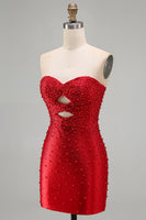 Laden Sie das Bild in den Galerie-Viewer, Glitzerndes Rotes Bodycon Trägerloses Kurzes Abendkleid mit Perlen