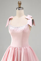 Laden Sie das Bild in den Galerie-Viewer, Rosa A-Linie Satin Korsett Perlenbesetztes Kurzes Abendkleid mit Ärmel und Schleifen
