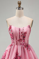 Laden Sie das Bild in den Galerie-Viewer, Rosa A-Line Trägerloses Korsett, mit Rüschen und Blumenmuster, kurzes Homecoming-Kleid