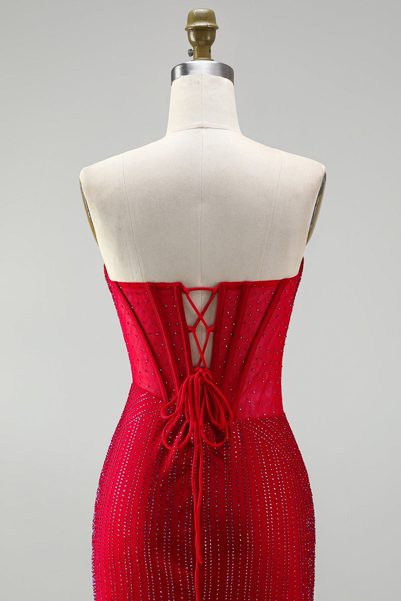 Laden Sie das Bild in den Galerie-Viewer, Rotes Korsett Bodycon Trägerloses, perlenbesetztes kurzes Homecoming-Kleid mit Schnürung auf dem Rücken