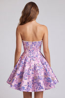 Laden Sie das Bild in den Galerie-Viewer, Fliederfarbenes Korsett, geblümte Jacquard-Perlen A-Linie trägerloses kurzes Homecoming-Kleid