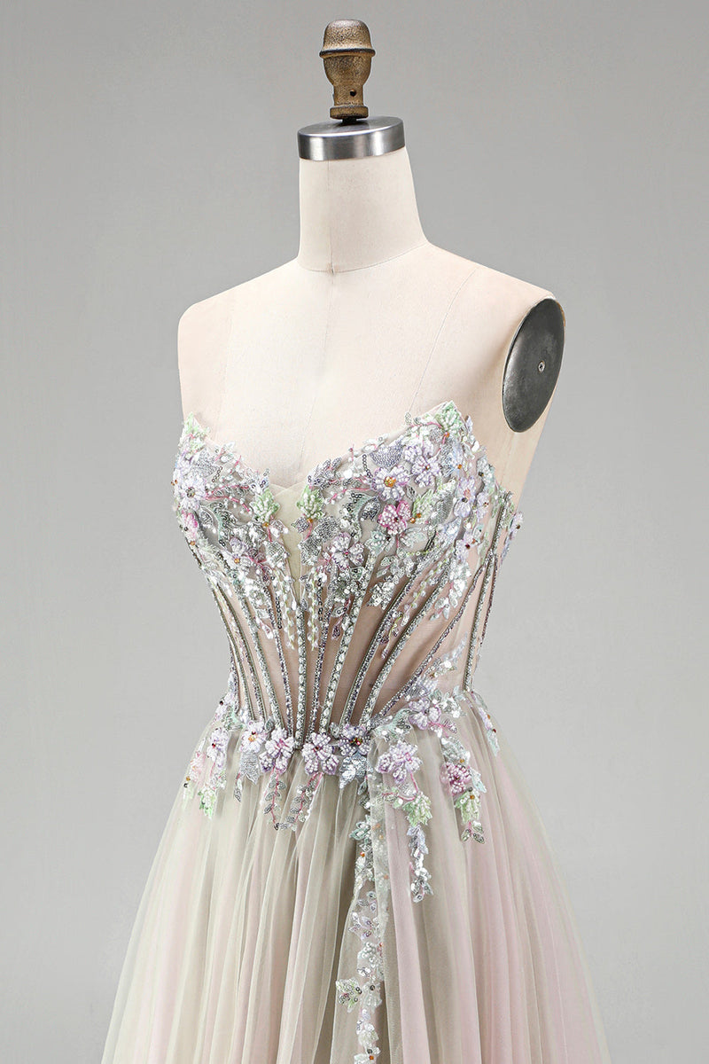 Laden Sie das Bild in den Galerie-Viewer, Dusty Rose Blumenapplikationen Rhinestone Korsett Tüll A-Linie Trägerloses Langes Abschlussballkleid mit Schlitz