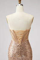 Laden Sie das Bild in den Galerie-Viewer, Glitzerndes Goldenes Korsett Meerjungfrauen Strasssteine Pailletten Trägerloses Langes Abschlussballkleid mit Schlitz