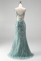 Laden Sie das Bild in den Galerie-Viewer, Staubgrünes Pailletten Strass V-Ausschnitt Spaghetti-Träger Meerjungfrauen Langes Ballkleid mit Schlitz
