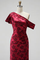 Laden Sie das Bild in den Galerie-Viewer, Burgunder Scheide Asymmetrisches Einschulteriger Jacquard Maxi Mutter der Braut mit seitlichem Schlitz