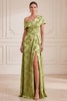 Laden Sie das Bild in den Galerie-Viewer, Ein grünes, asymmetrisches, einschulterbedrucktes Maxi-Mutter-der-Braut-Kleid mit seitlichem Schlitz