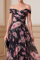 Laden Sie das Bild in den Galerie-Viewer, Schwarzes, pinkes A-Line-Off-the-shoulder-Muster Chiffon Maxi Mutter der Braut Kleid