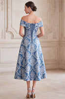 Laden Sie das Bild in den Galerie-Viewer, Graublaue A-Linie abseits der Schulter Jacquard Midi Mutter der Braut Kleid